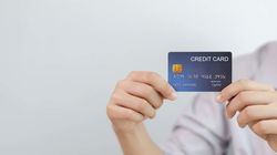 Maximizing Travel Credit Card Benefits: Advantages and Tips