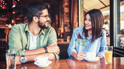 8 behaviors to impress a woman on first date
